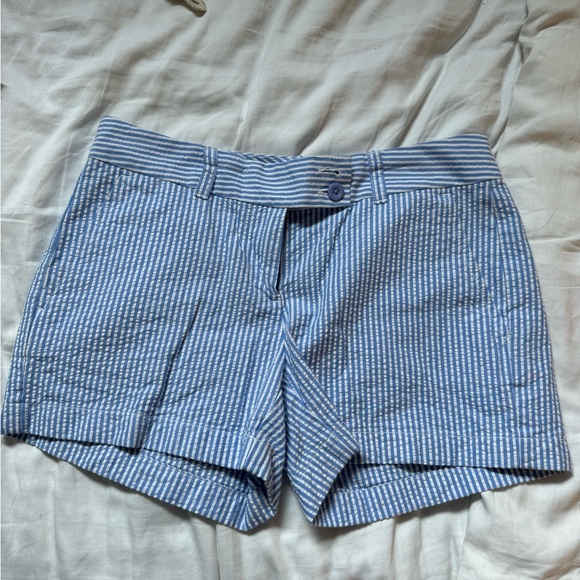 VINEYARD VINES SEERSUCKER WOMENS SHORTS - Picture 2 of 4
